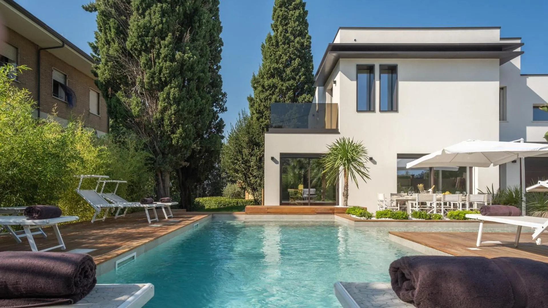 Marea 8, Emma Villas Santa Maria di Scacciano