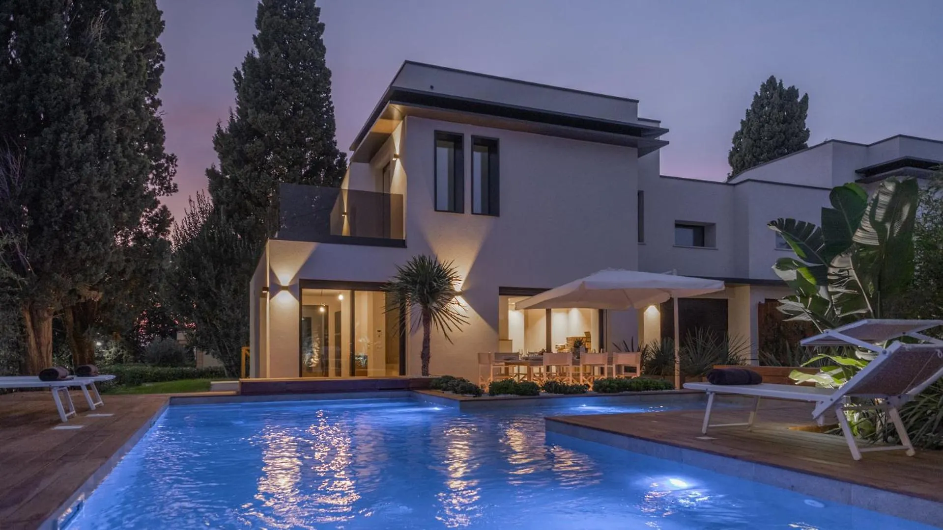 Marea 8, Emma Villas Santa Maria di Scacciano